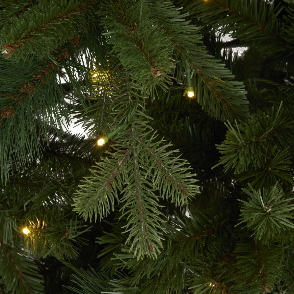 Green Forest Fir Pre-Lit 400L LED Christmas Tree - view 3
